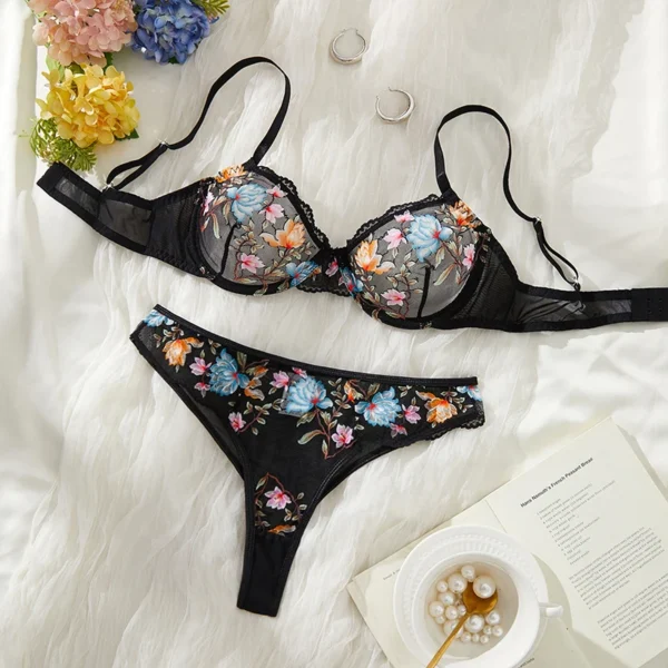 Soutien-gorge Ensemble floral , translucide,  érotique et sexy en maille 2 pièces  pour femme fatale