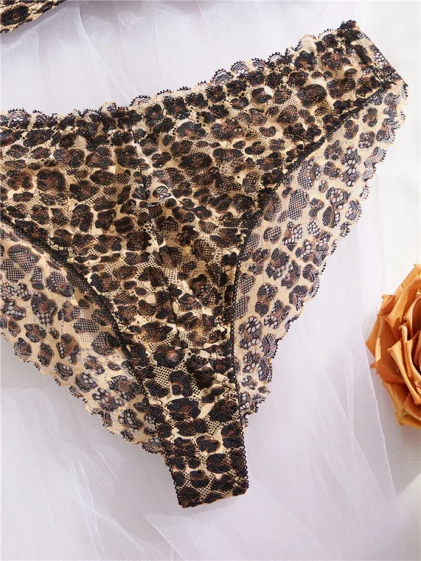 Ensemble de lingerie sexy , exotique à broderie léopard, dentelle, volant, sans couture, avec armature – Image 5