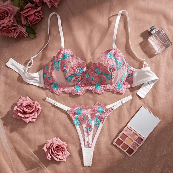 Soutien-gorge à motifs Ultra Sexy , érotique avec Broderie délicate